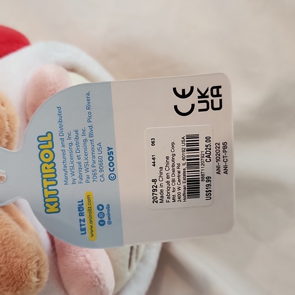 Strawberry kitty squishy plush - Picture 5 of 5